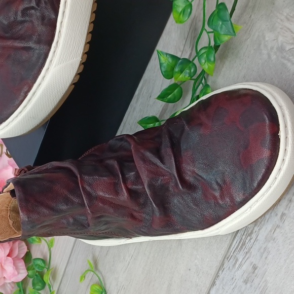 Sofft Aqua Leather Boot Shoe - Picture 2 of 9